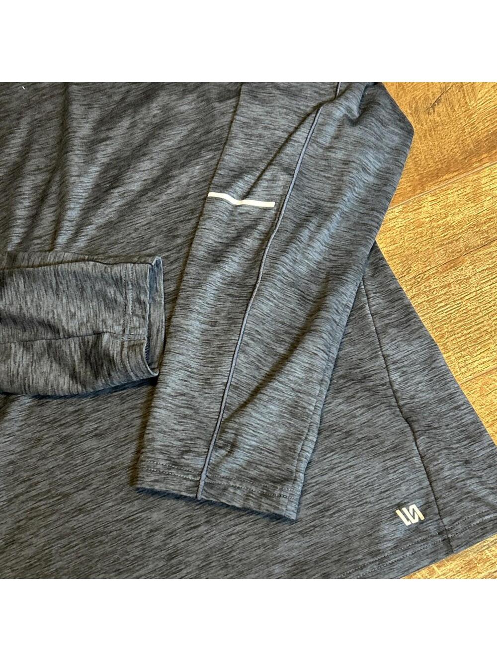 VRST Men’s Accelerate Warm Pull Over Long Sleeve- Size Medium-NWOT - Picture 3 of 5